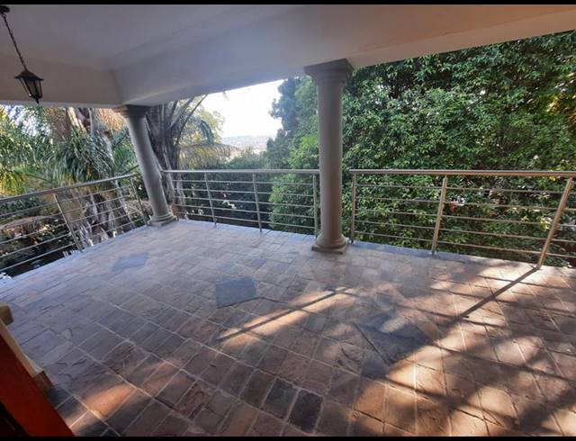 4 BEDROOM HOUSE FOR SALE IN WATERKLOOF RIDGE